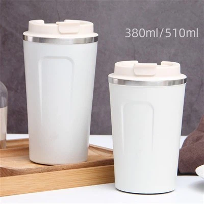 Xícara de café isolada portátil com tampa